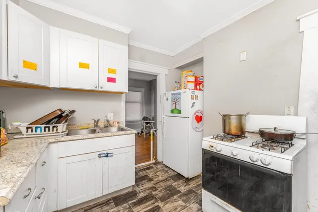 $155,000 | 835 Lay Boulevard, Kalamazoo, MI 49001