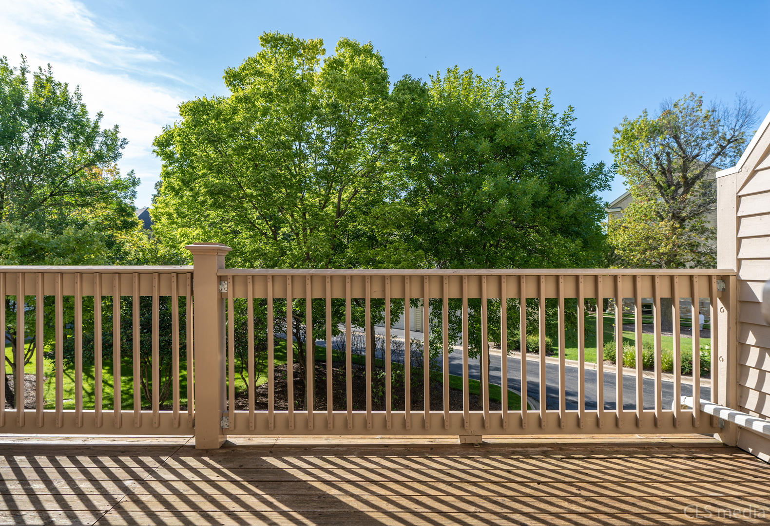 3540 Patten Road Highland Park, IL 60035 - Photo 10 of 30 a view of a wooden fence