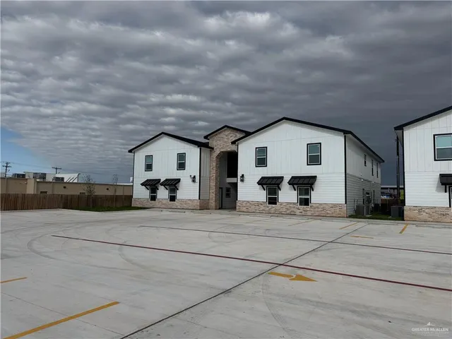 $925 | 800 Ragland Road, Unit 5, Mission, TX 78572