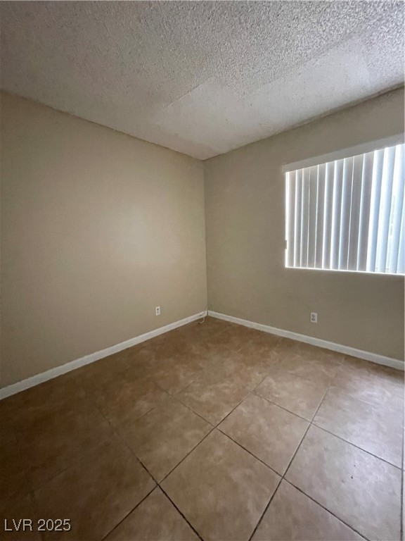 2807 Beaconfalls Way Las Vegas, NV 89142 - Photo 24 of 60