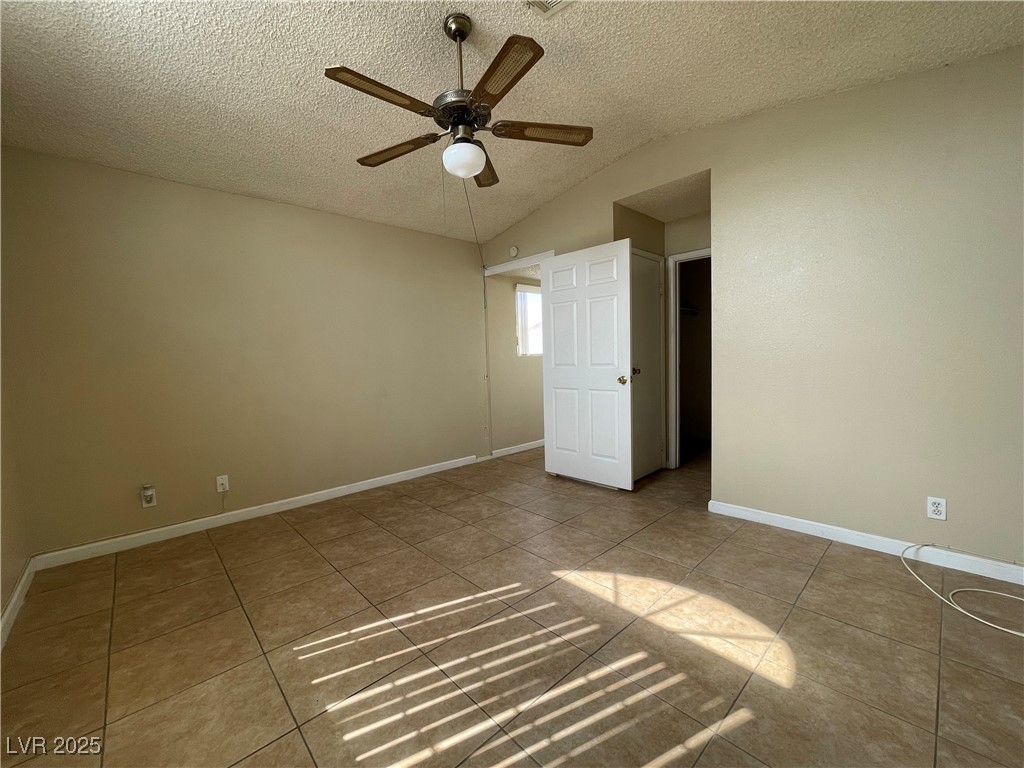 2807 Beaconfalls Way Las Vegas, NV 89142 - Photo 44 of 60
