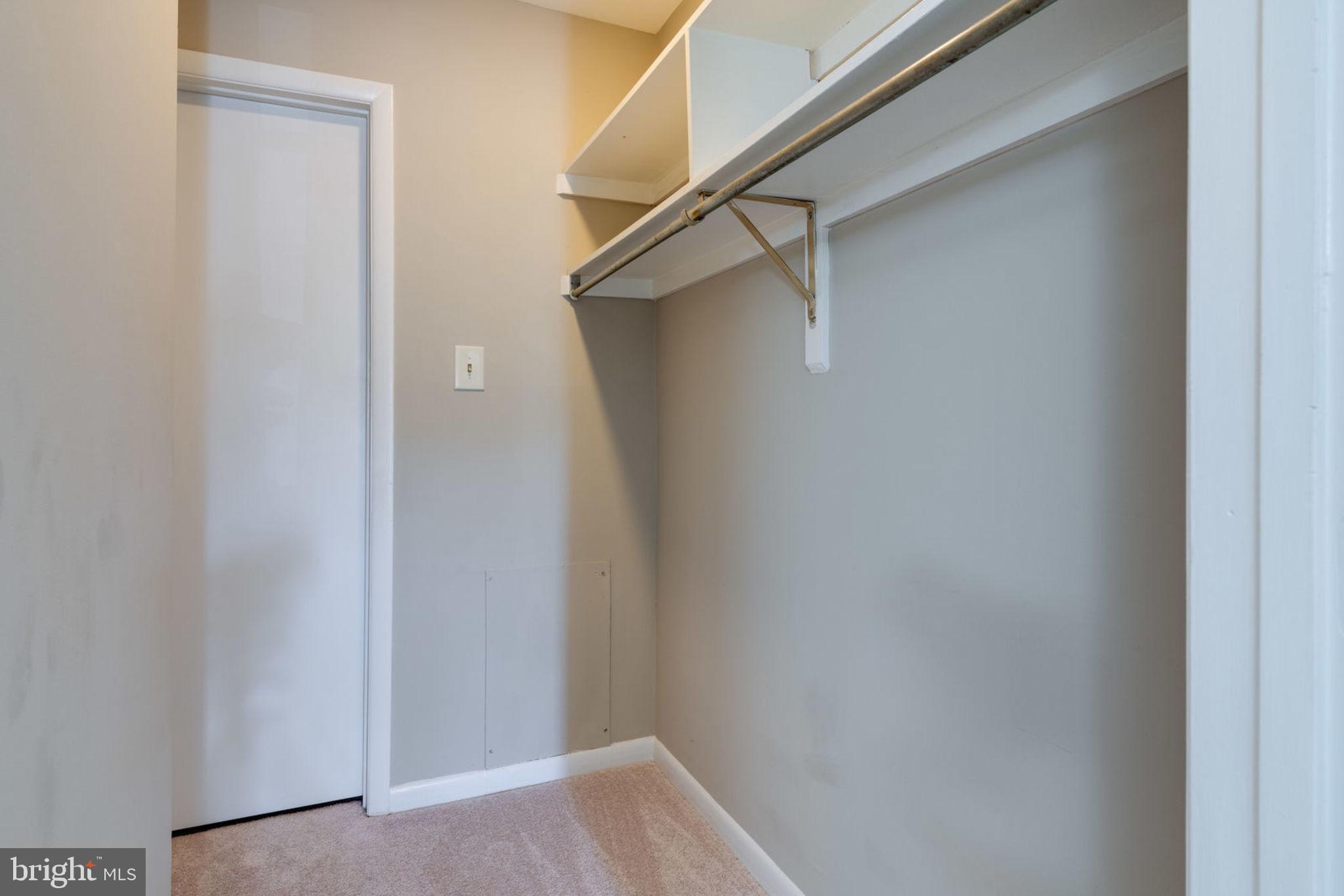 5804 Royal Ridge Drive, Unit H Springfield, VA 22152 - Photo 30 of 48 Walk in Closet : All New Carpet