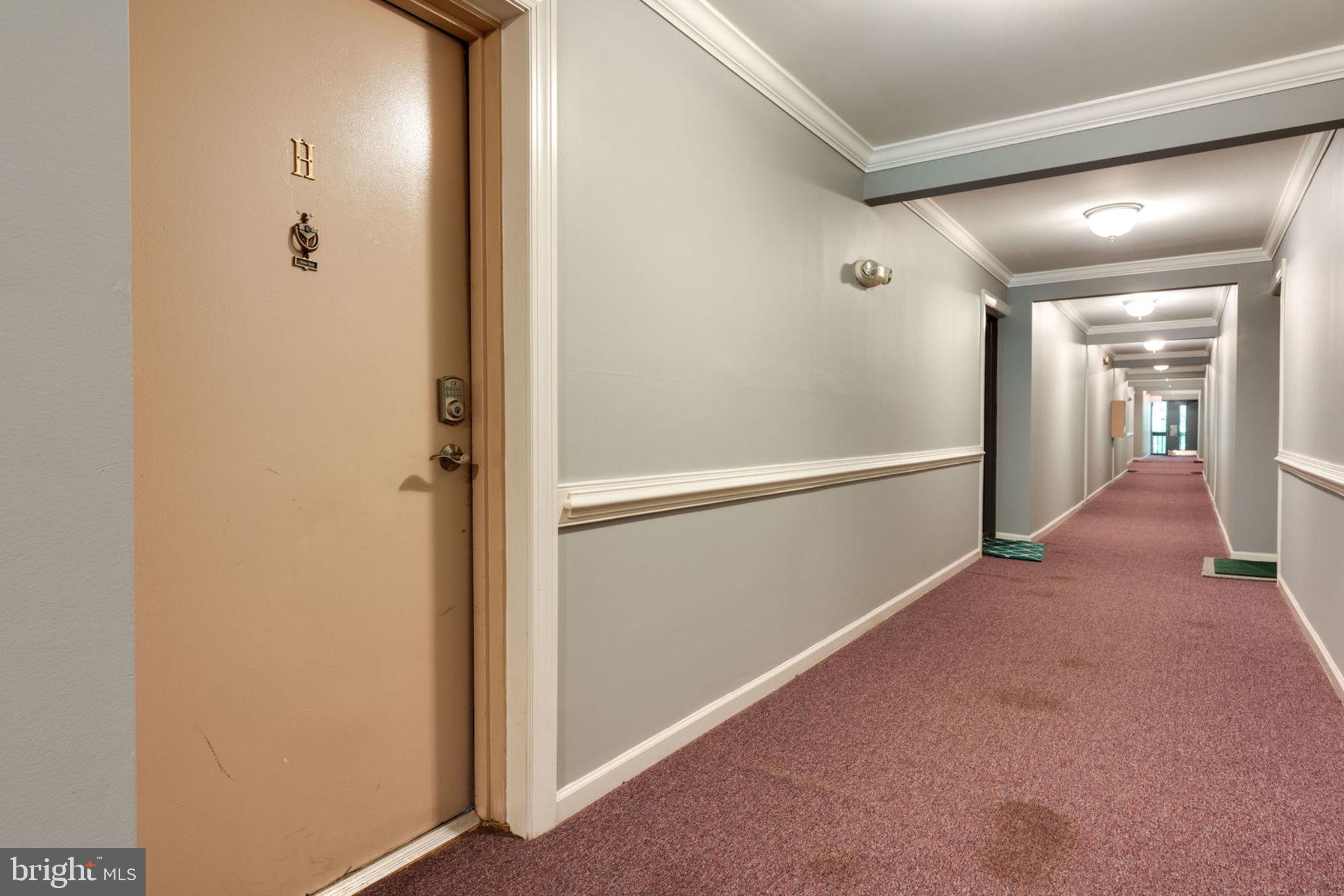 5804 Royal Ridge Drive, Unit H Springfield, VA 22152 - Photo 7 of 48 Hall Way