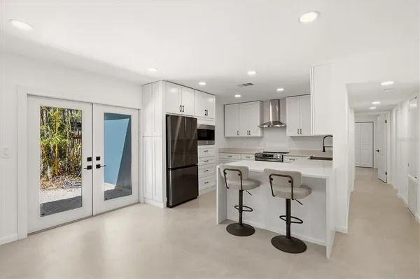 $2,650 | 3663 Egerton Circle, Sarasota, FL 34233