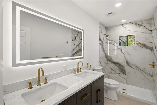 $2,650 | 3663 Egerton Circle, Sarasota, FL 34233