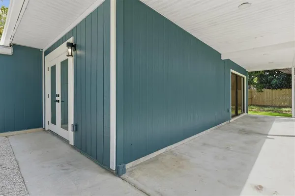 $2,650 | 3663 Egerton Circle, Sarasota, FL 34233