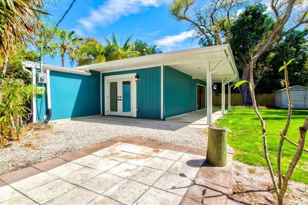 $2,650 | 3663 Egerton Circle, Sarasota, FL 34233