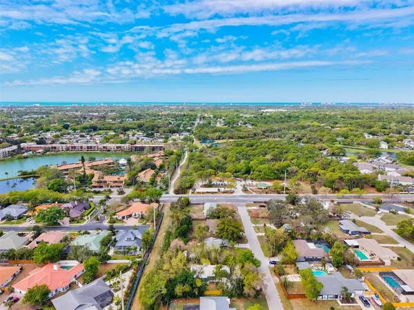 $2,650 | 3663 Egerton Circle, Sarasota, FL 34233