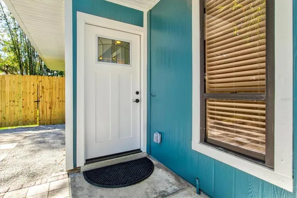 $2,650 | 3663 Egerton Circle, Sarasota, FL 34233