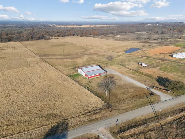 $595,000 | 509 Union Lane, Springtown, TX 76082