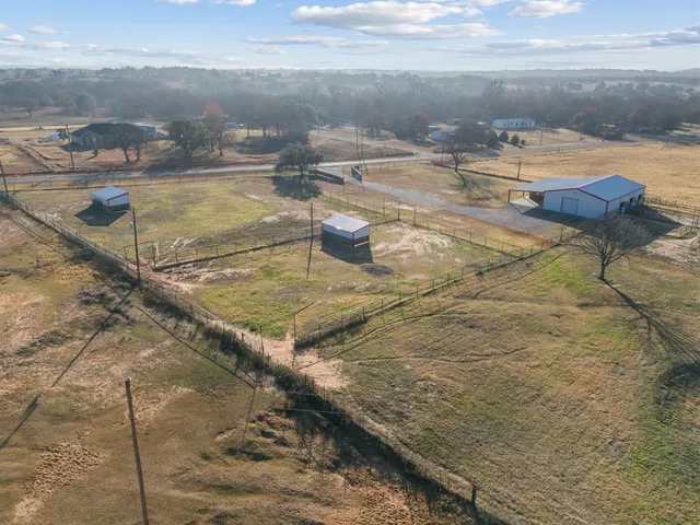 $595,000 | 509 Union Lane, Springtown, TX 76082