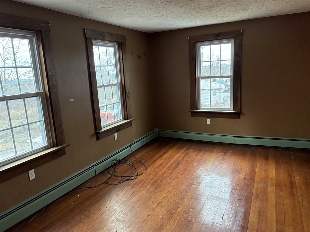 28 Curtis Hill Road Charlton, MA 01507 - Photo 11 of 22