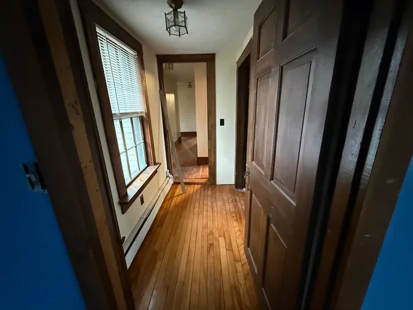 $375,000 | 28 Curtis Hill Road, Charlton, MA 01507