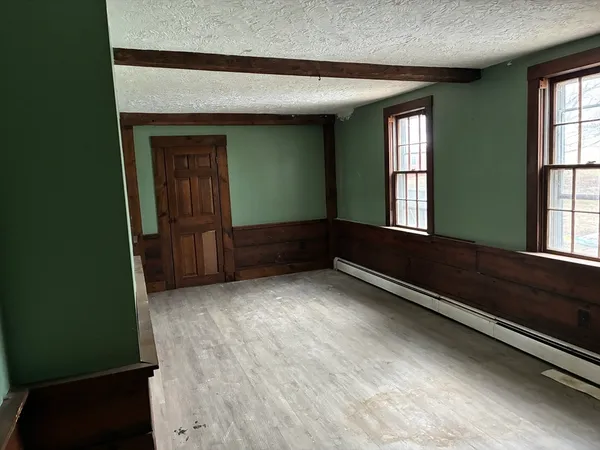 $375,000 | 28 Curtis Hill Road, Charlton, MA 01507