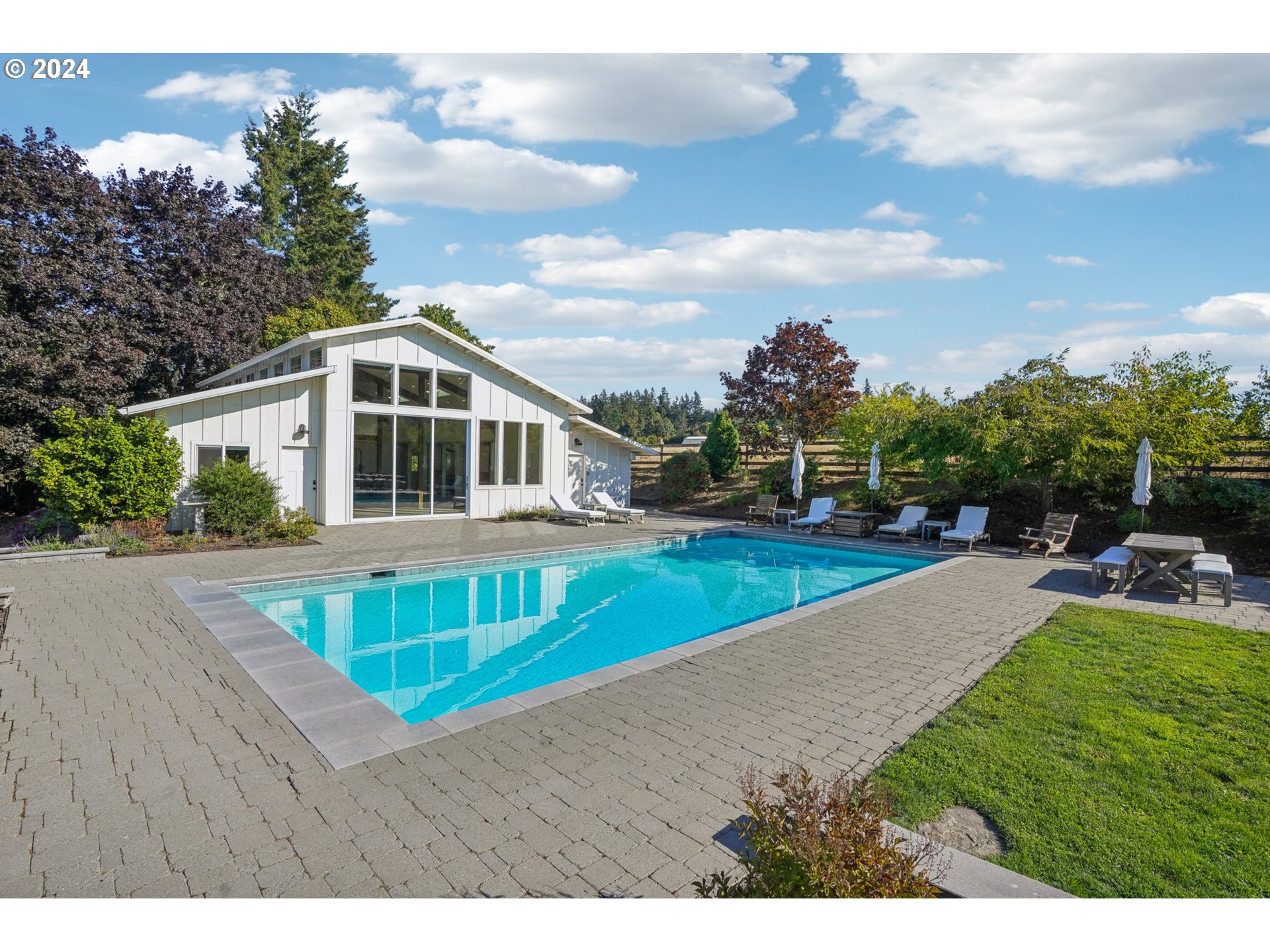 21998 Southwest Stafford Road Tualatin, OR 97062 - Photo 27 of 48 Gallery Image 27