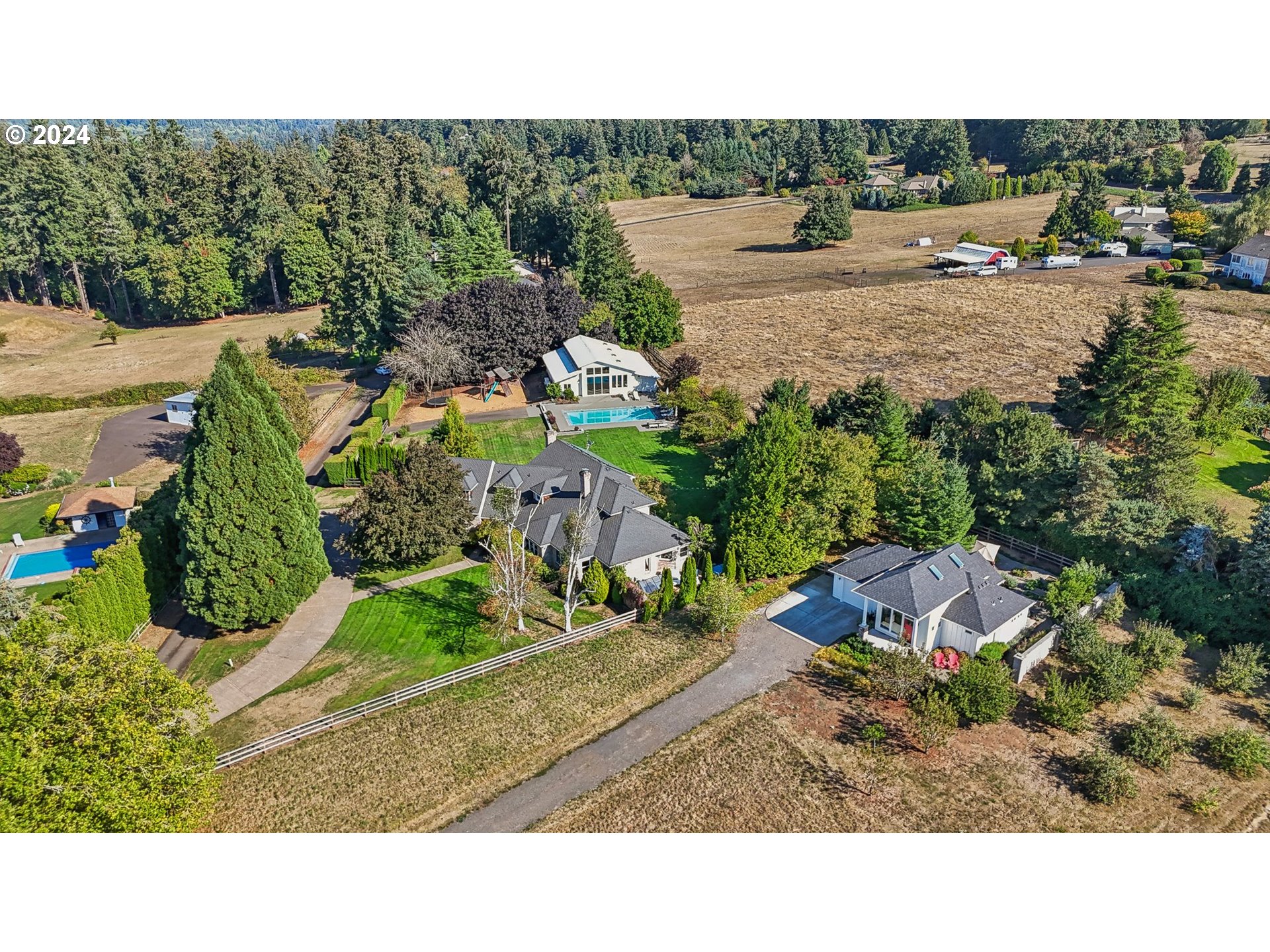 21998 Southwest Stafford Road Tualatin, OR 97062 - Photo 47 of 48 Gallery Image 47