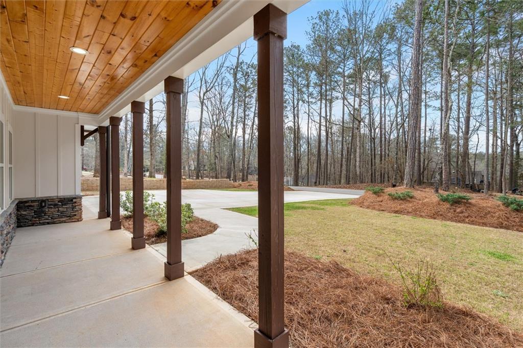 6093 Wayfarer Drive Villa Rica, GA 30180 - Photo 9 of 70