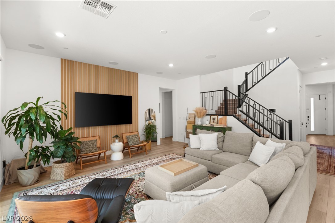 237 Wilson Rdg Street Las Vegas, NV 89138 - Photo 11 of 59