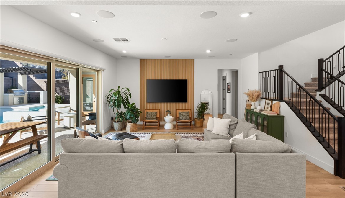 237 Wilson Rdg Street Las Vegas, NV 89138 - Photo 10 of 59