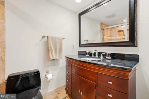 $369,900 | 7425 Democracy Boulevard, Unit 8, Bethesda, MD 20817
