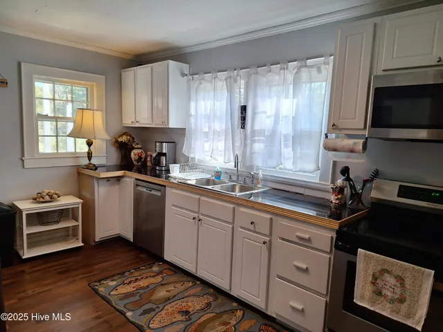 $2,500 | 383 Highway 70 Otway, Beaufort, NC 28516