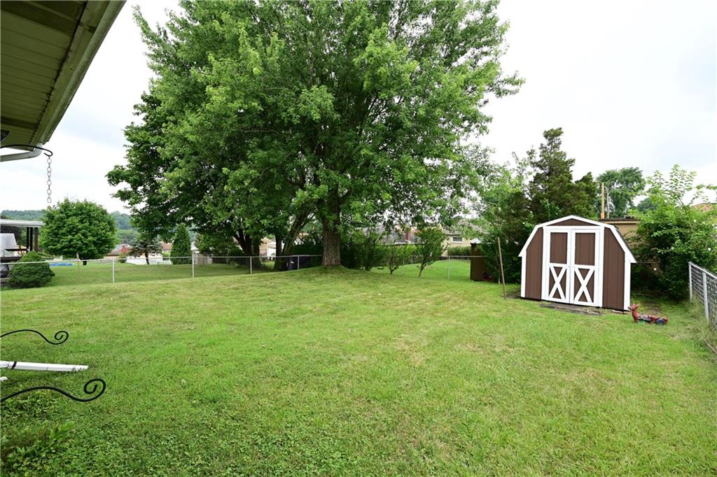 5250 Meadowcrest Road Baldwin, PA 15236 - Photo 23 of 25 Gallery Image 23