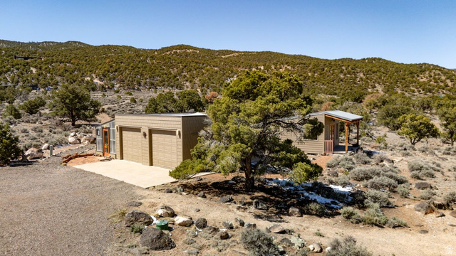 1390 South Flat Rabbit Road Teasdale, UT 84773 - Photo 46 of 50