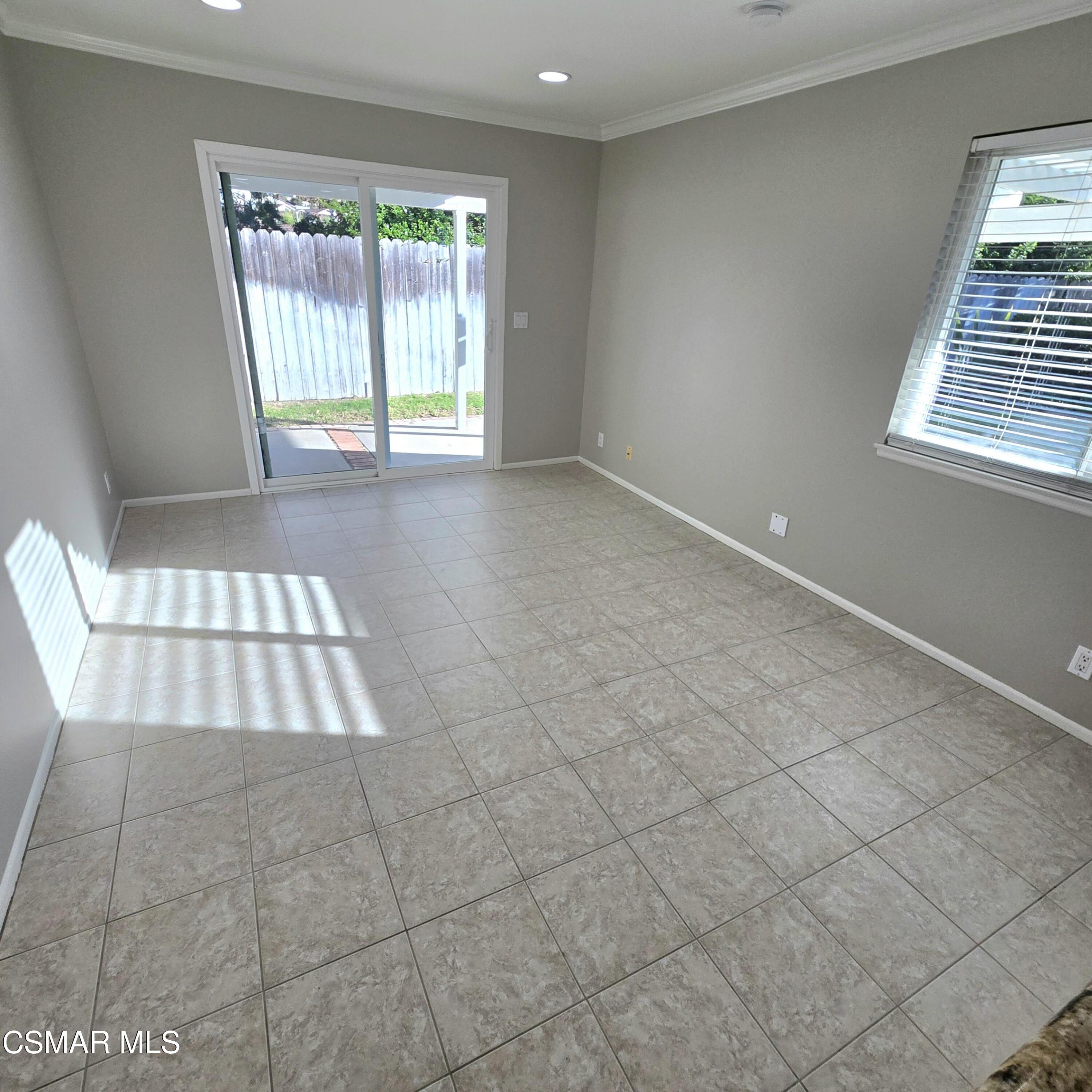 13568 East Quail Summit Road Moorpark, CA 93021 - Photo 7 of 20 a view of an empty room and window