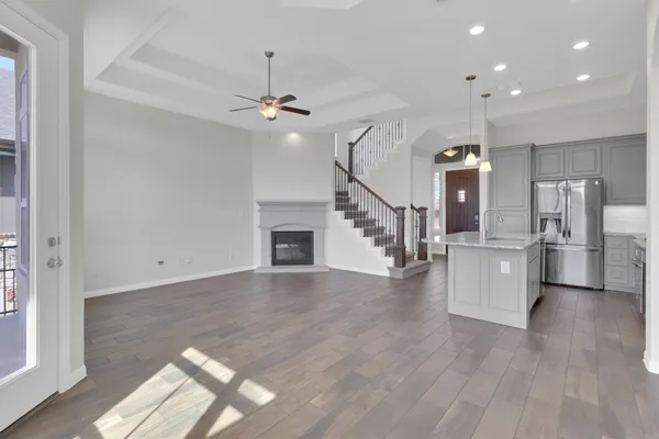 $3,050 | 201 Cartwheel Bend, Unit 30, Austin, TX 78738