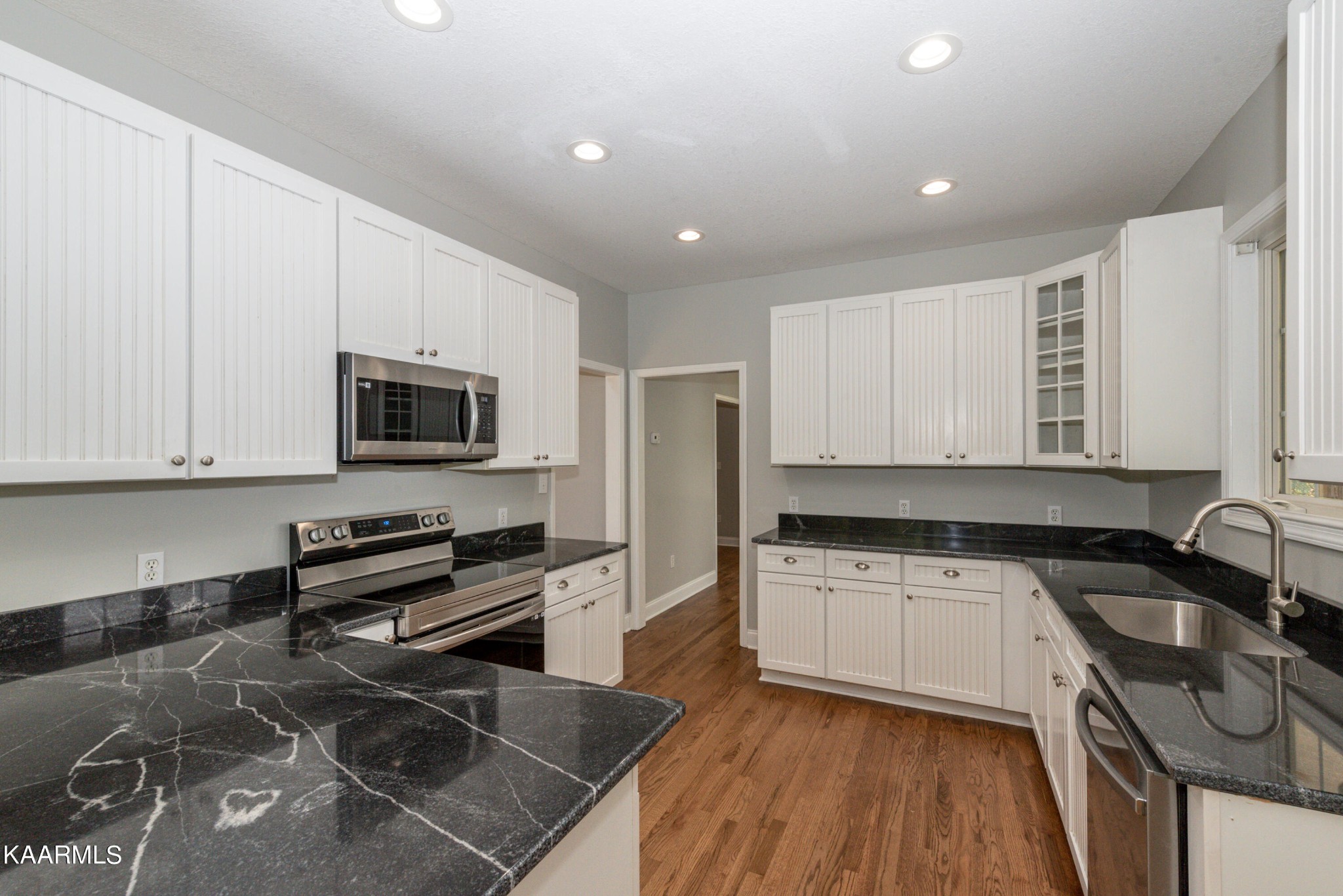 2425 Tipton Loop Road Maryville, TN 37803 - Photo 16 of 60 Gallery Image 16