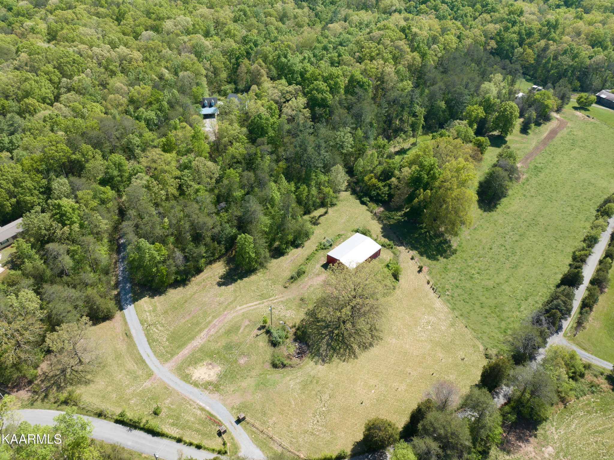 2425 Tipton Loop Road Maryville, TN 37803 - Photo 3 of 60 Gallery Image 3
