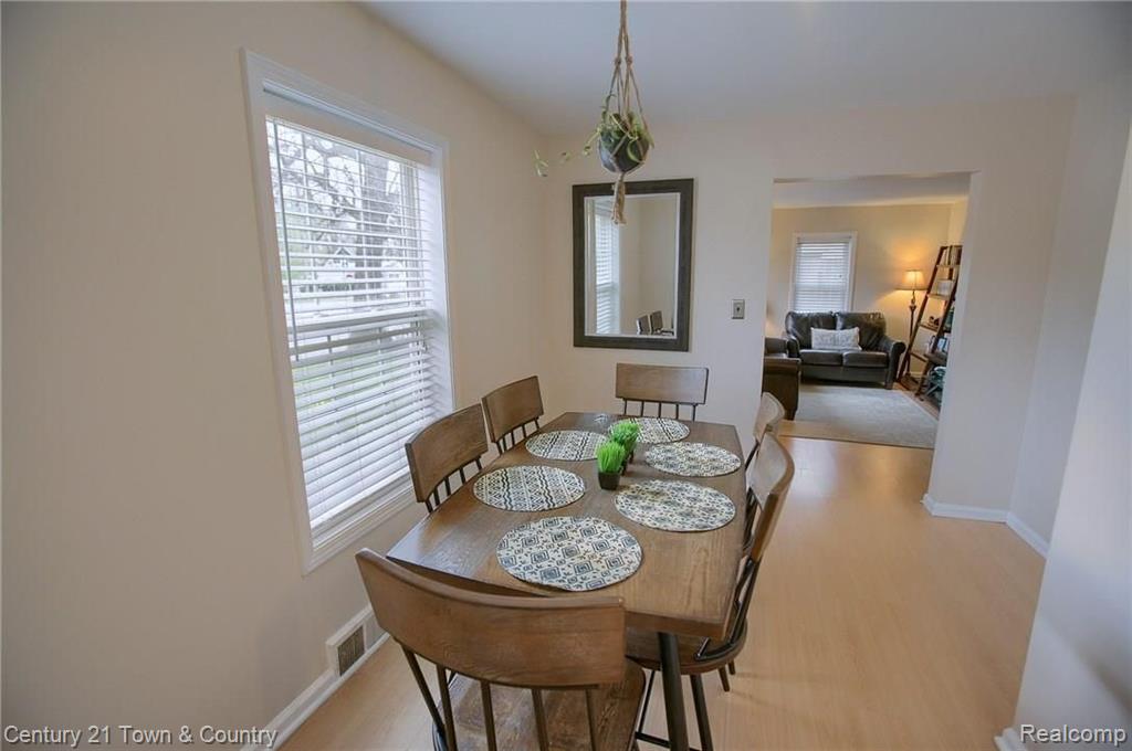 3143 Crooks Road Rochester Hills, MI 48309 - Photo 7 of 23
