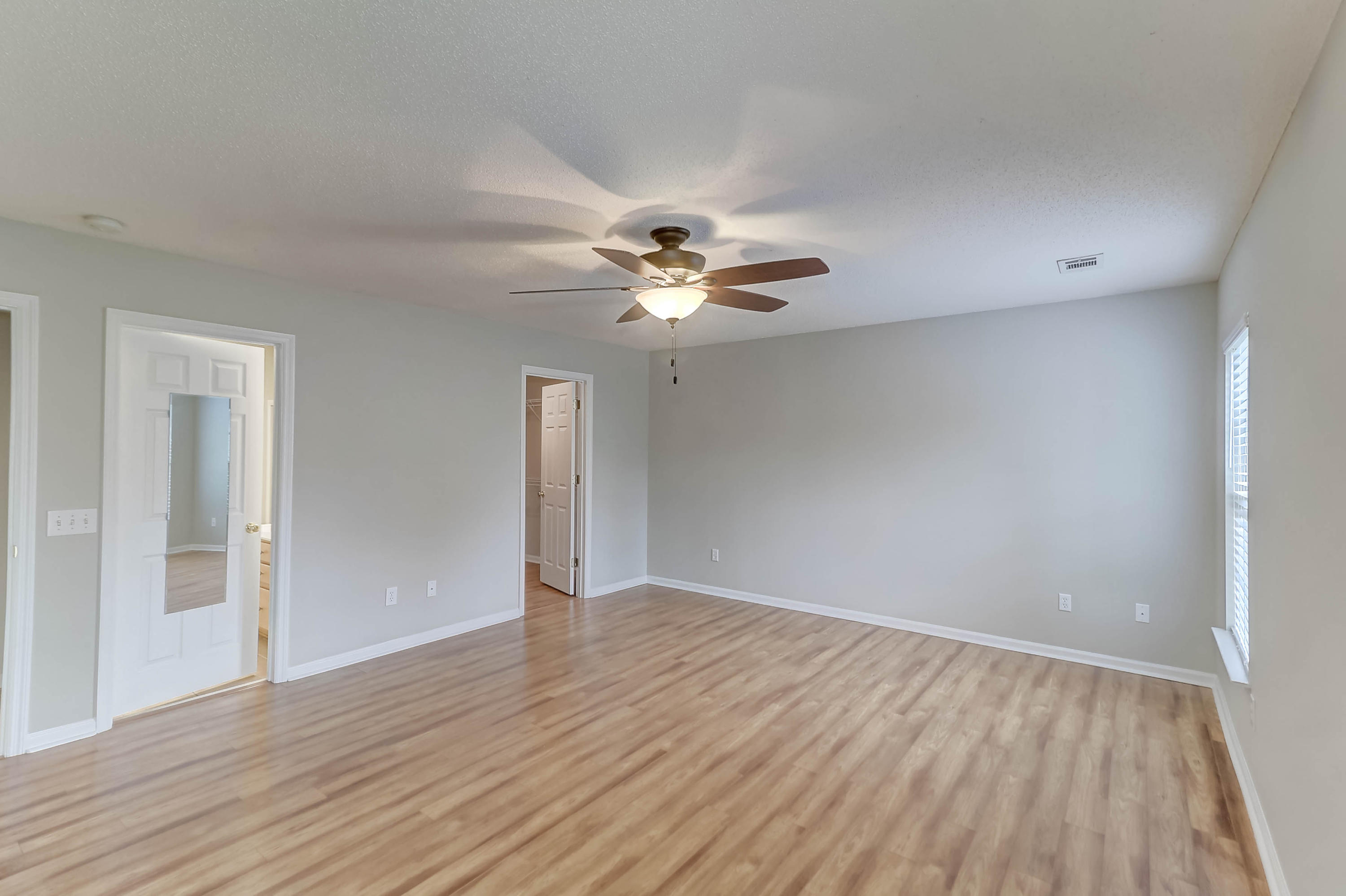 1152 Deerberry Road Hanahan, SC 29410 - Photo 15 of 35 1152 Deerberry (18)