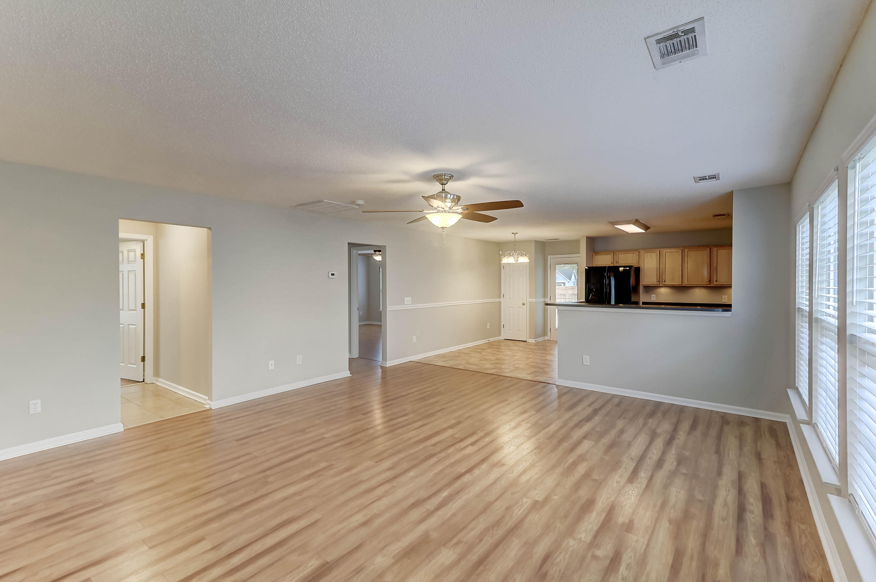 1152 Deerberry Road Hanahan, SC 29410 - Photo 10 of 35 1152 Deerberry (26)