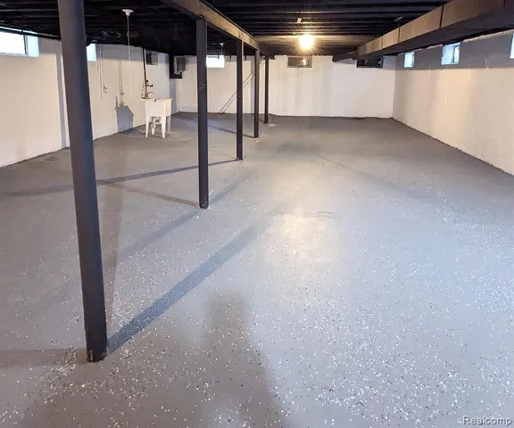 $300,000 | 17553 Roselawn Street, Detroit, MI 48221