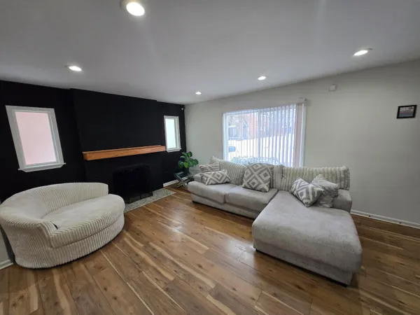 $275,000 | 17553 Roselawn Street, Detroit, MI 48221