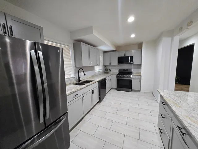 $300,000 | 17553 Roselawn Street, Detroit, MI 48221