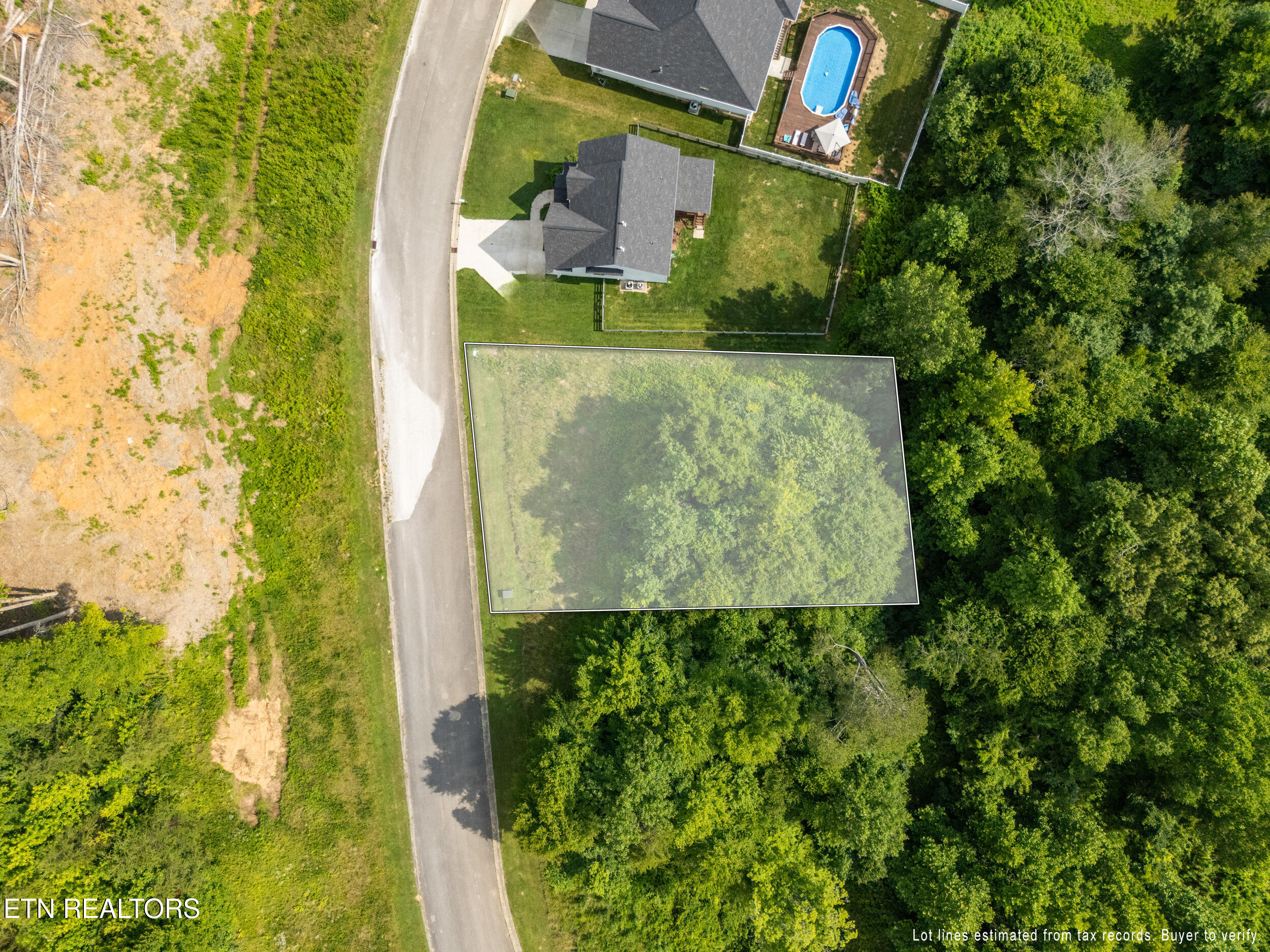 113 Cherry Oak Drive Oak Ridge, TN 37830 - Photo 2 of 18 113 cherry oak drive-2