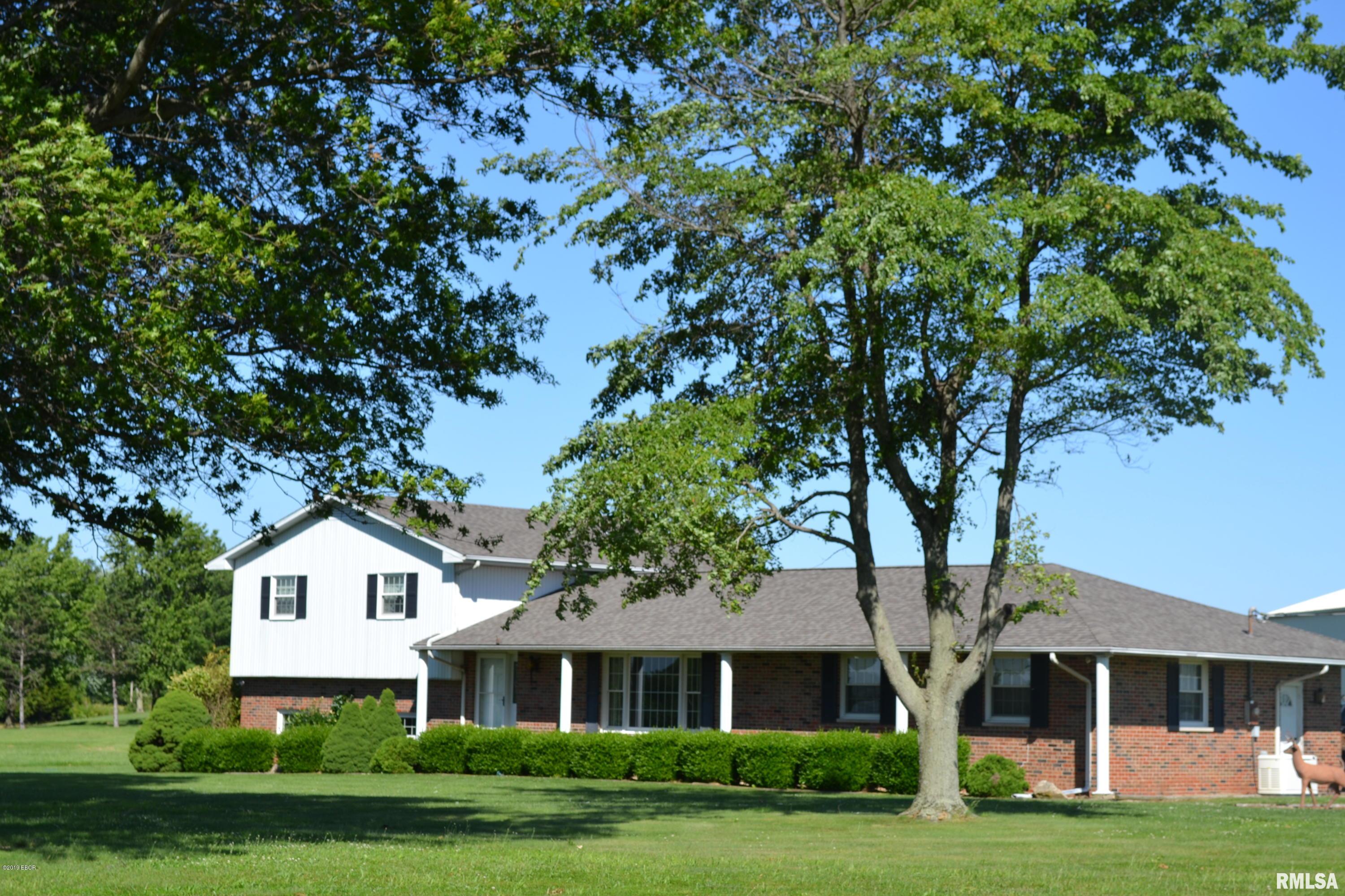 132 Schwartz Road Walnut Hill, IL 62893 - Photo 2 of 29