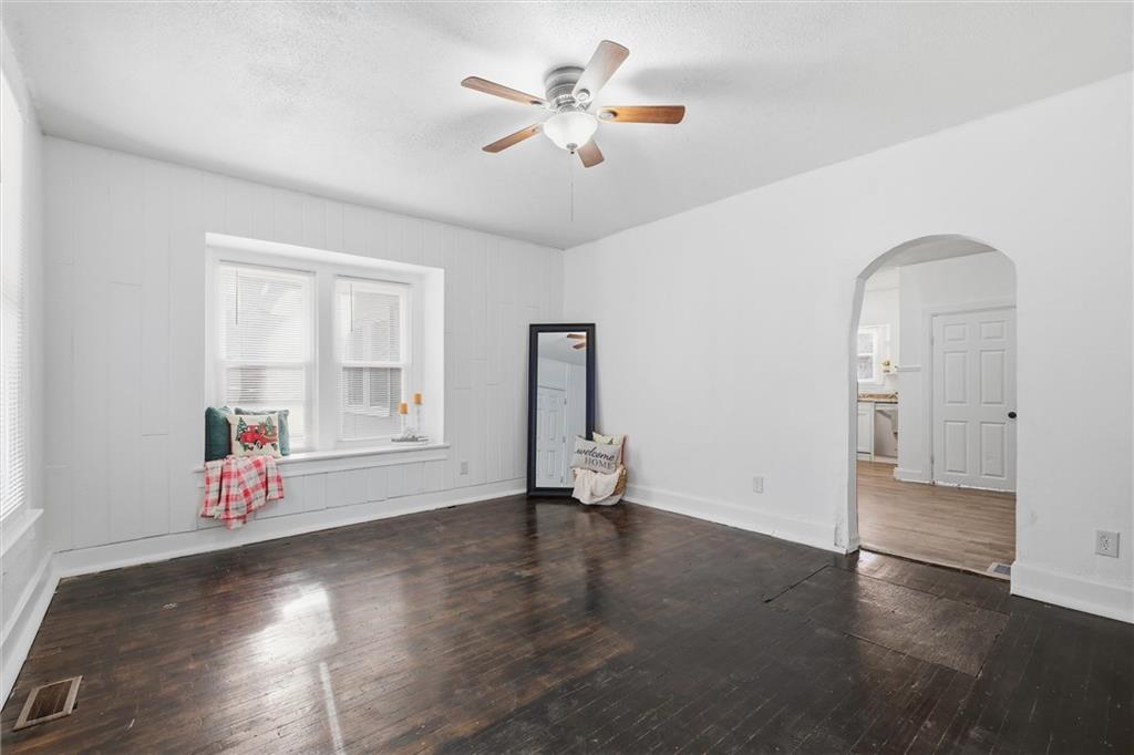 1013 South 4th Street Atchison, KS 66002 - Photo 5 of 31