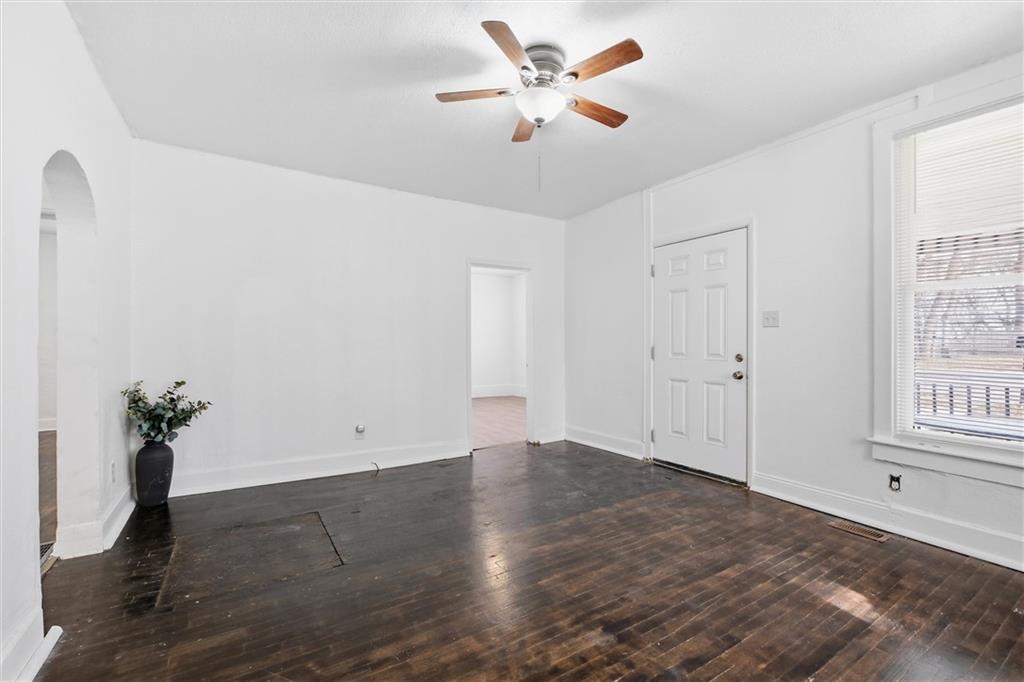 1013 South 4th Street Atchison, KS 66002 - Photo 7 of 31