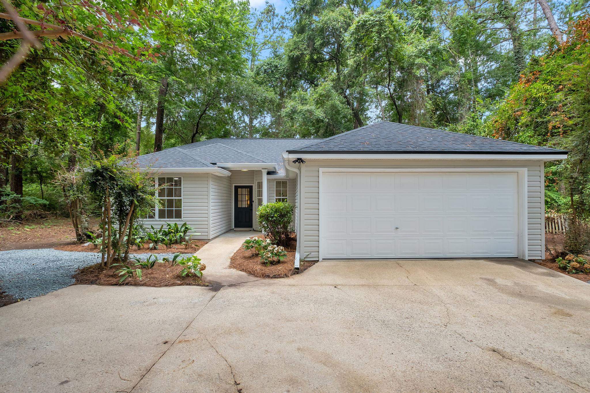1638 Folkstone Road Tallahassee, FL 32312 - Photo 1 of 29