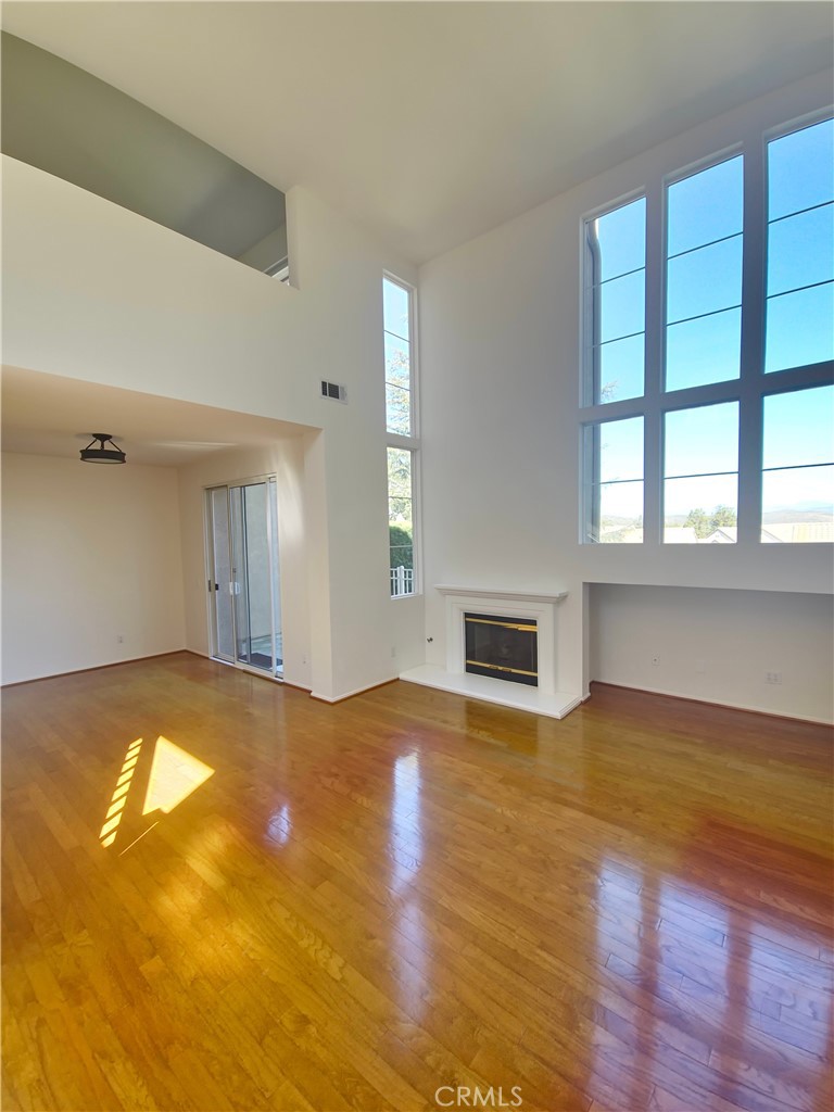 657 Cardinal Ridge Lane, Unit B Simi Valley, CA 93065 - Photo 15 of 28