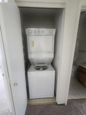 $2,950 | 198 Peters Avenue, Pleasanton, CA 94566