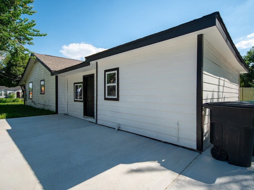 6802 Eastwood Street Houston, TX 77021 - Photo 4 of 16