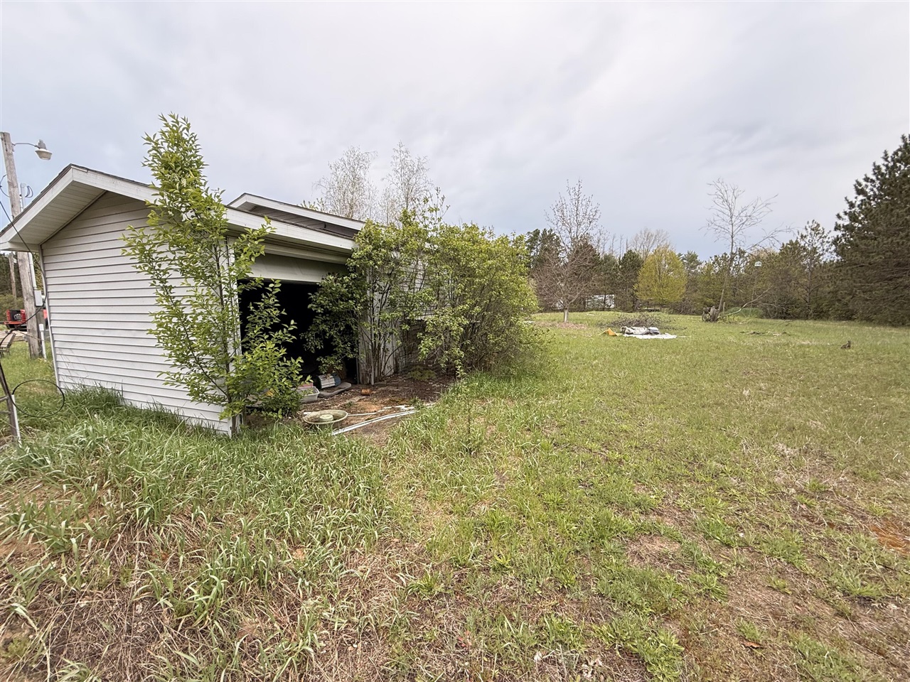 2526 North Victory Corner Road Ludington, MI 49431 - Photo 6 of 25