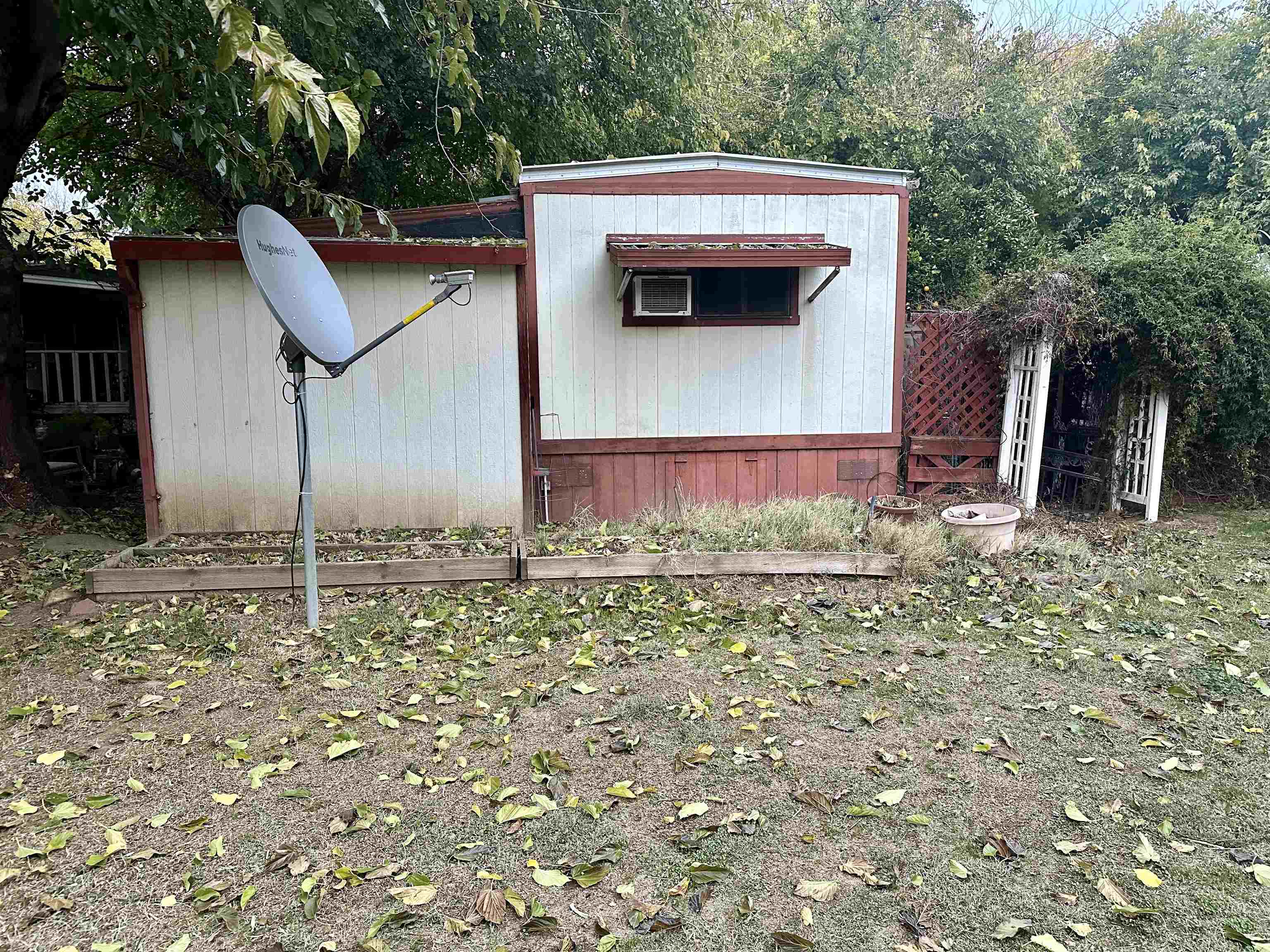 21 Parey Avenue Red Bluff, CA 96080 - Photo 3 of 36