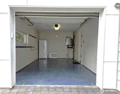 $964,000 | 6533 34th Avenue Southwest, Unit B, Seattle, WA 98126
