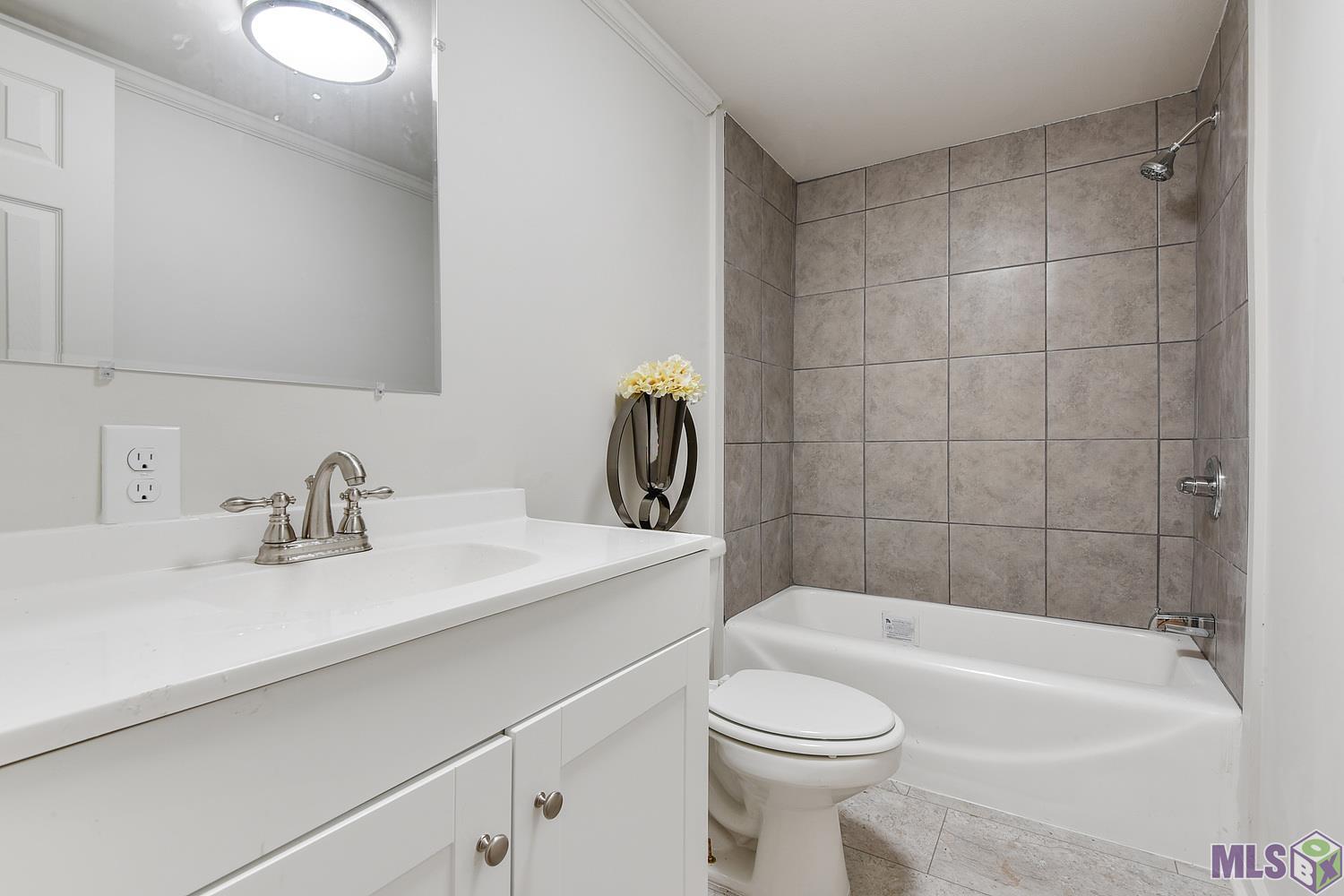 12472 Cooper Road St. Amant, LA 70774 - Photo 14 of 15 Gallery Image 14