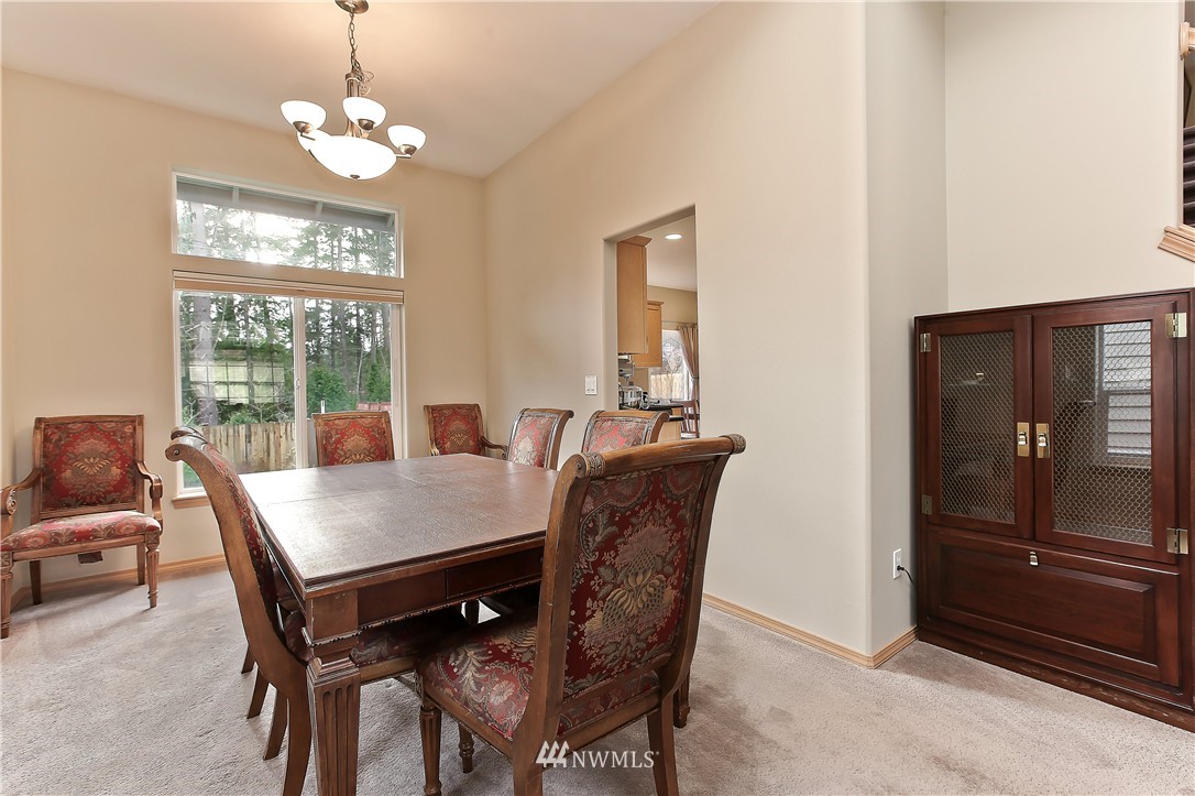 9019 Northeast 176th Street Bothell, WA 98011 - Photo 5 of 24 Gallery Image 5